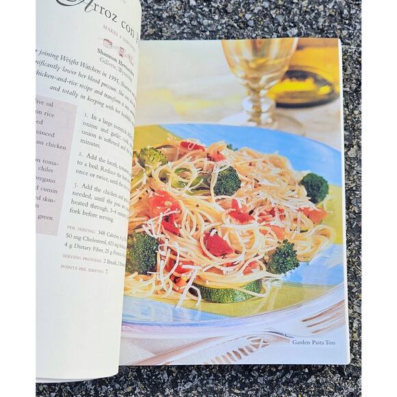 1997 WEIGHT WATCHERS Simply The Best Cookbook 250 Recipes Illustrated - Picture 8 of 8